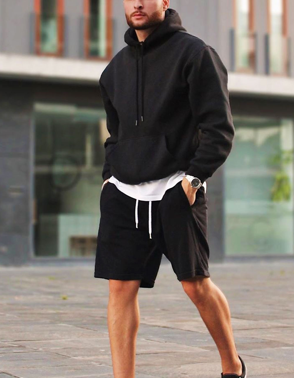 Sweat à Capuche Noir - Lasourcedustyle