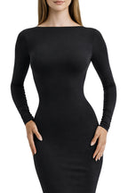 Robe Irina — noire longue à dos ouvert